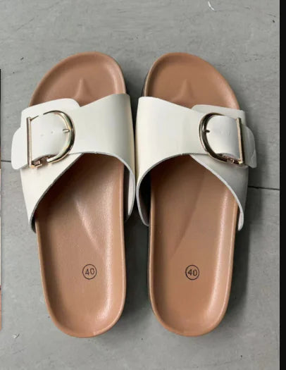 נעלי בית רכות וספוגיות לנשים